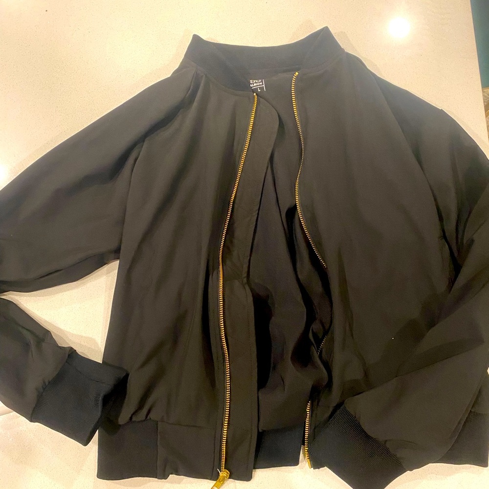 Albion black bomber jacket size large
